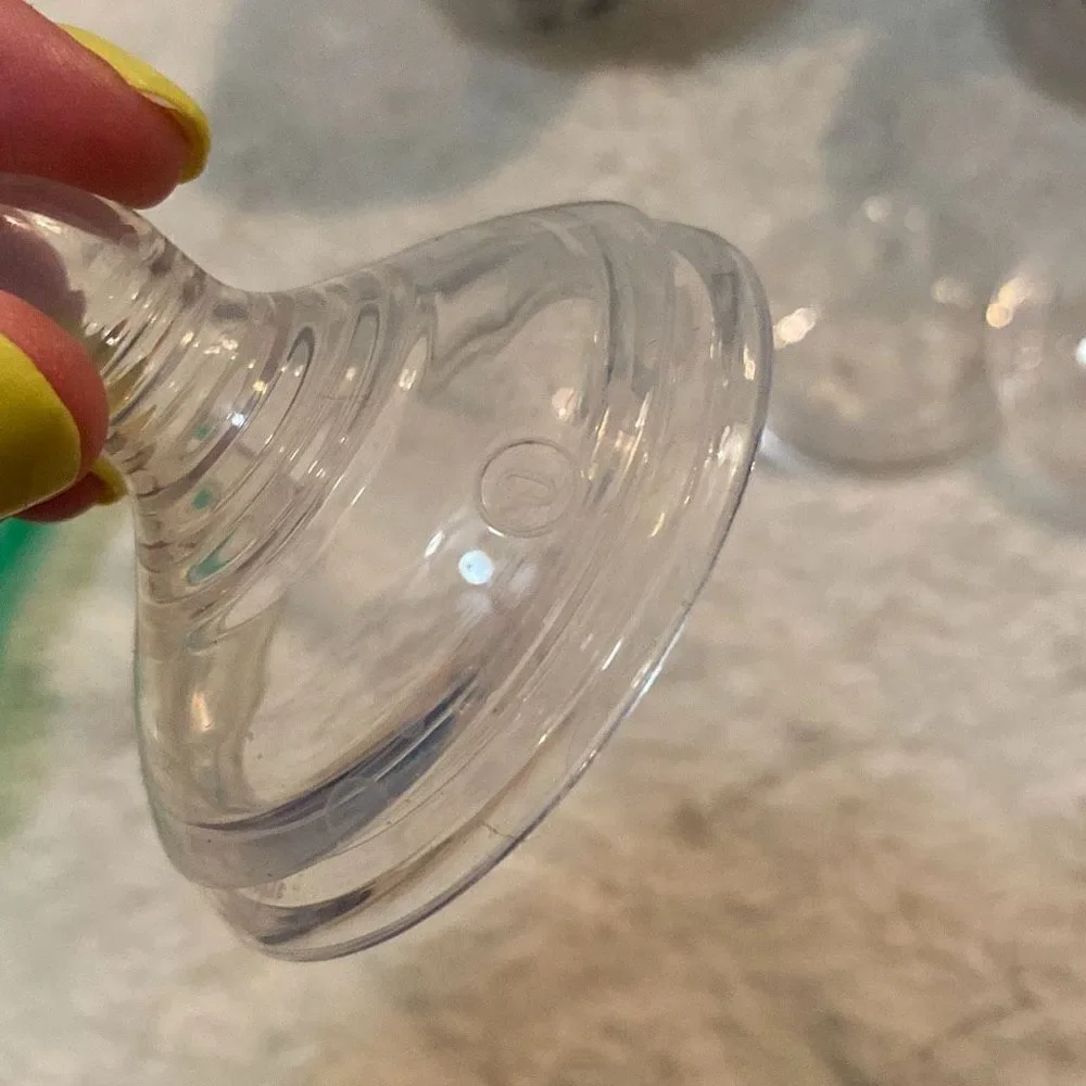 Tommee Tippee Bottles - Picture 3 of 3